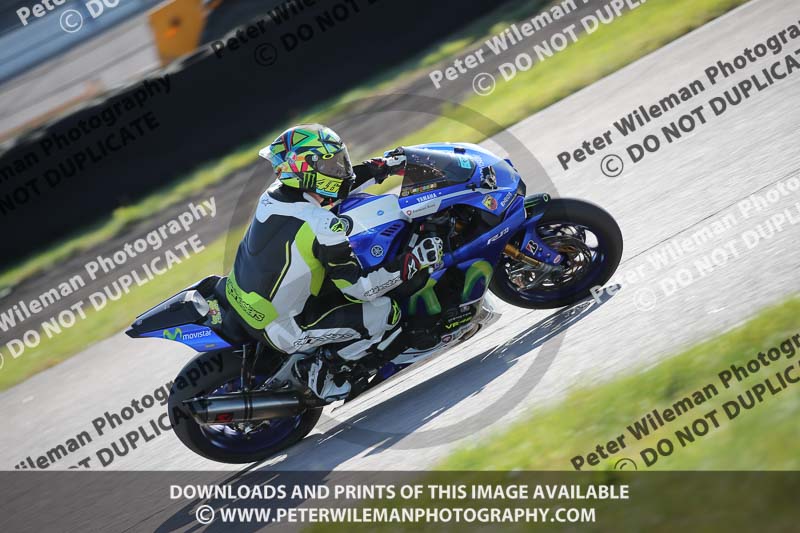 Rockingham no limits trackday;enduro digital images;event digital images;eventdigitalimages;no limits trackdays;peter wileman photography;racing digital images;rockingham raceway northamptonshire;rockingham trackday photographs;trackday digital images;trackday photos